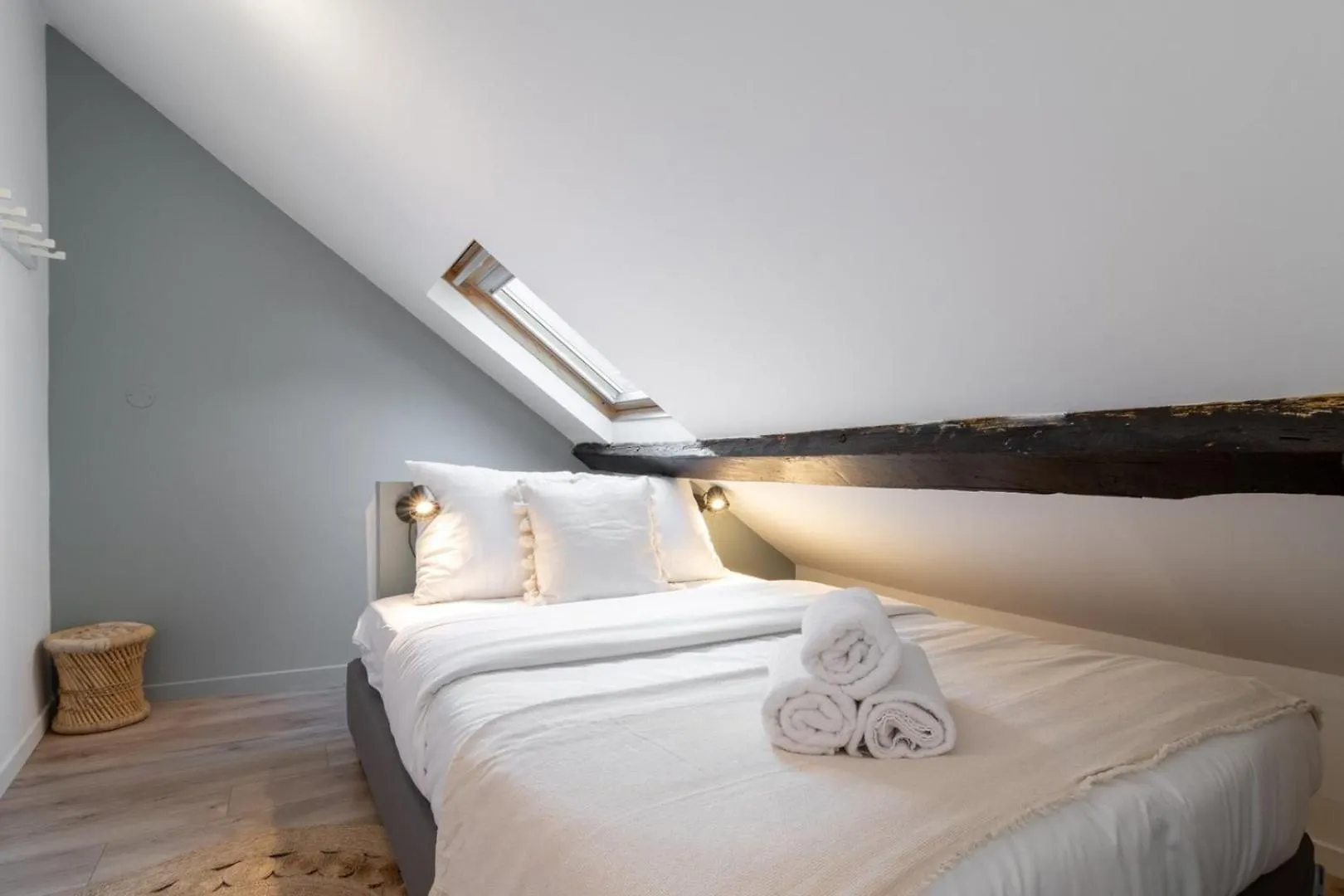 Hypercentre / Gares - Duplex Apartment Lille 0*,  France